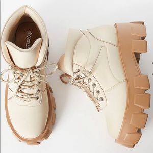 ❌SOLD “Sylvie” Lug Sole Bootie